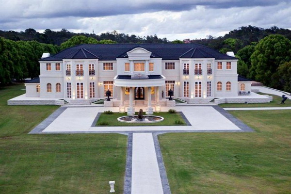 gracious-estate-in-australia