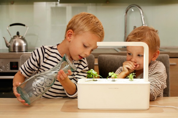 click-and-grow-technology-of-the-future