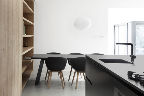 garage-turned-into-apartment