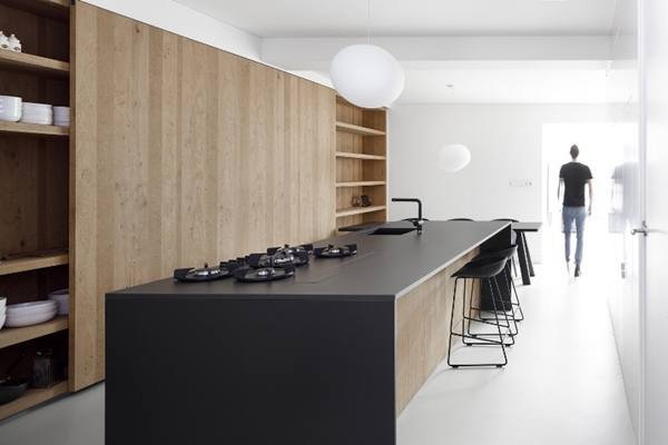 garage-turned-into-apartment