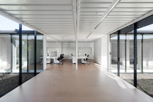 office-building-made-of-shipping-containers