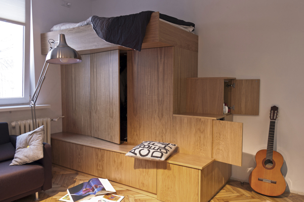 small-bachelor-apartment-with-a-very-practical-design