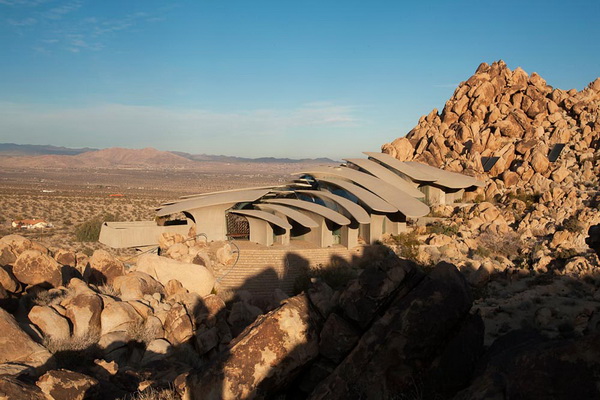 UNIQUE PARADISE - Desert House - Ideas Home & Garden - Architecture