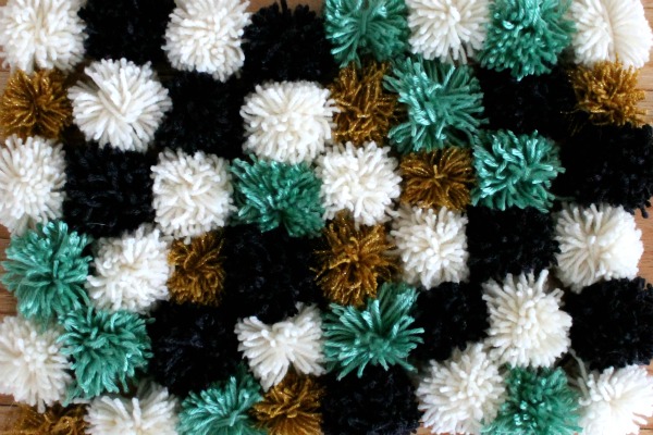 Make Your Own Pom Pom Rug