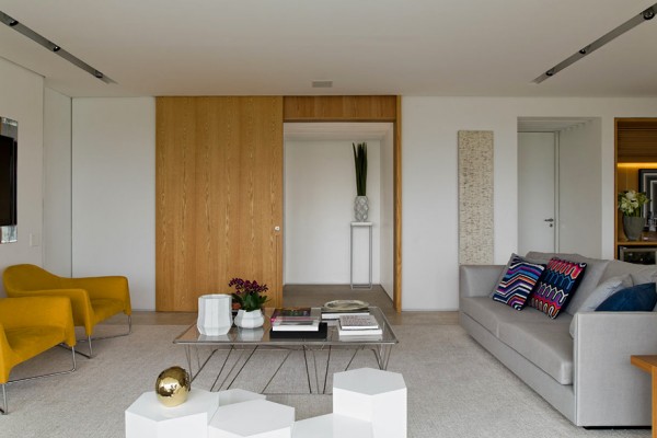 golden-accents-in-interior-design