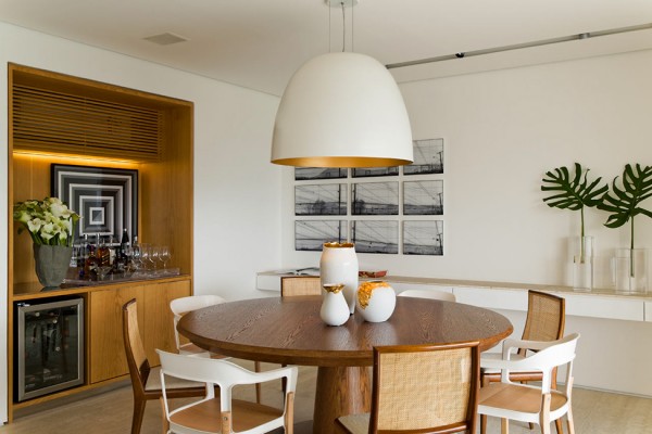 golden-accents-in-interior-design
