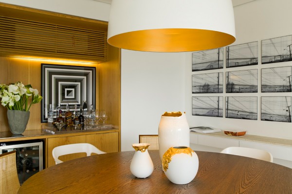 golden-accents-in-interior-design