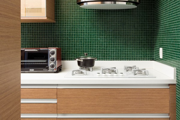 golden-accents-in-interior-design
