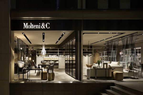 moltenic-the-first-flagship-store-designed-by-patricia-urquiola