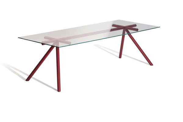 capdell-w-table