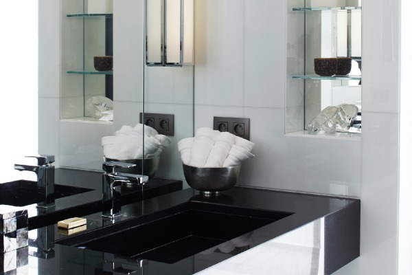 ultra-chic-apartment-by-stephanie-coutas