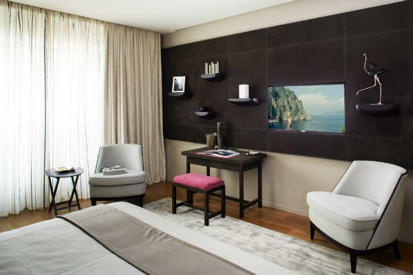 ultra-chic-apartment-by-stephanie-coutas