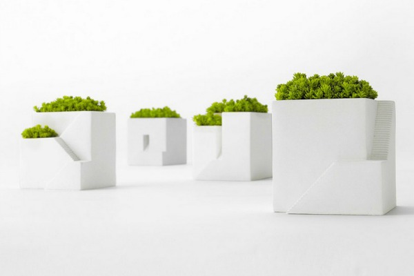 flower-pots-in-the-form-of-mini-homes