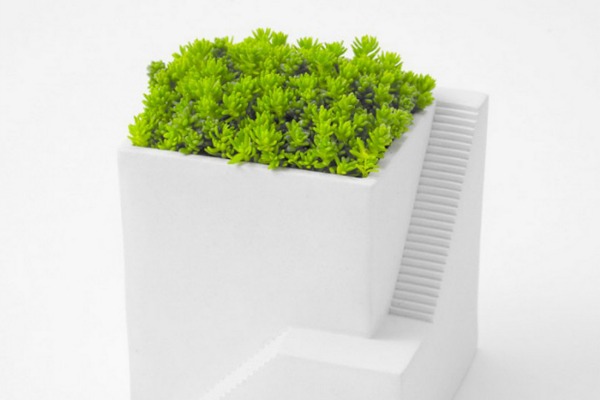 flower-pots-in-the-form-of-mini-homes