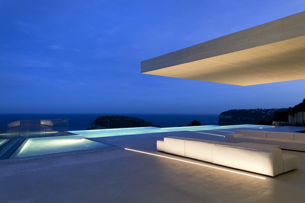 vondom-project-casa-sardinera-in-javea-alicante