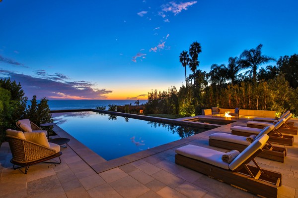 Irresistible villa in Malibu