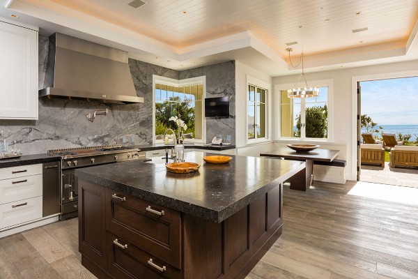 irresistible-villa-in-malibu