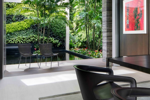 luxury-island-experience-in-the-heart-of-miami
