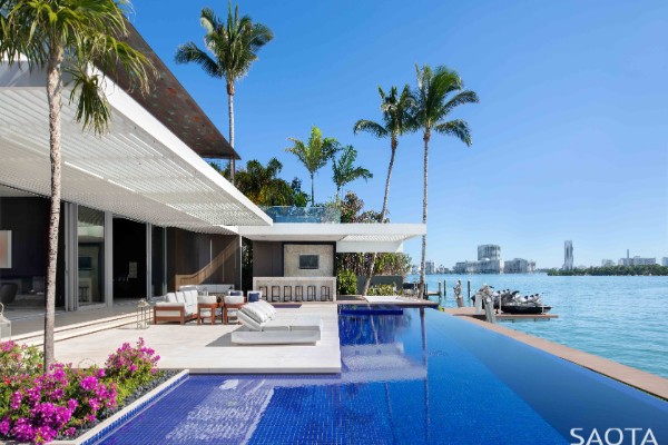 luxury-island-experience-in-the-heart-of-miami