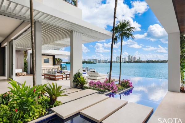 Luxury island experience in the heart of Miami