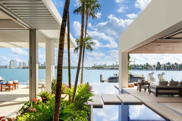 luxury-island-experience-in-the-heart-of-miami