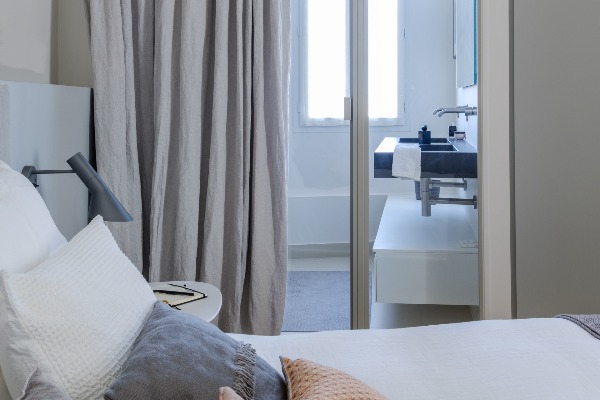 husman-style-apartment-in-paris-modernized-by-ritmonio-company