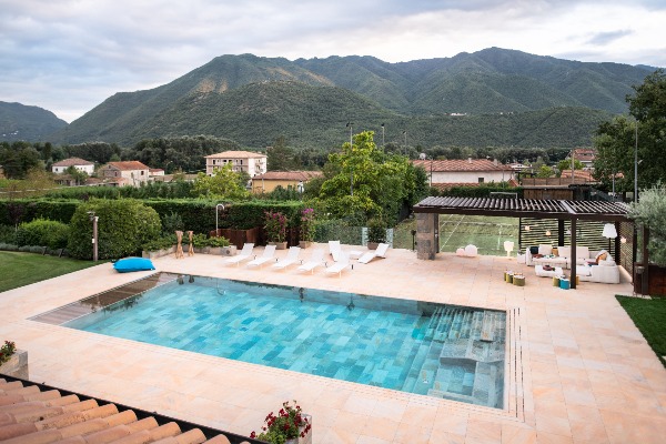 kedry-prime-designed-a-space-to-enjoy-a-private-villa-and-pool