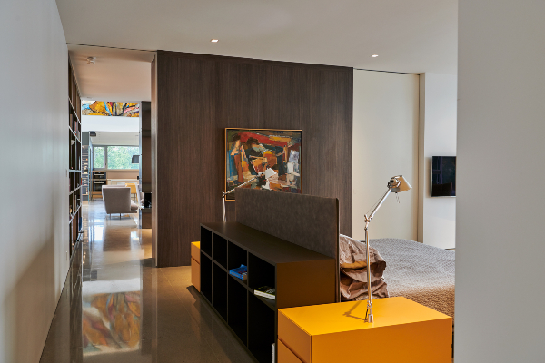 spectacular-lakeside-villa-in-montreal-with-bonaldo-details