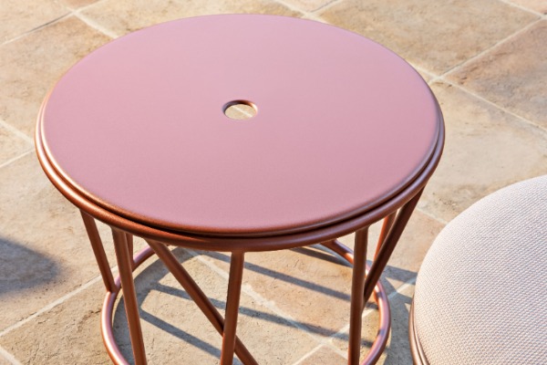 fast-a-new-vision-for-outdoor-furniture