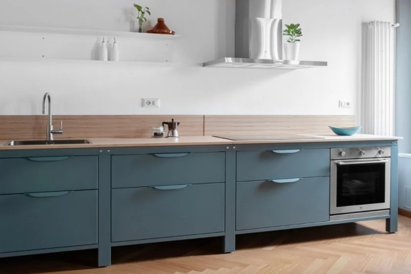 as-simple-as-a-modular-stainless-steel-kitchen