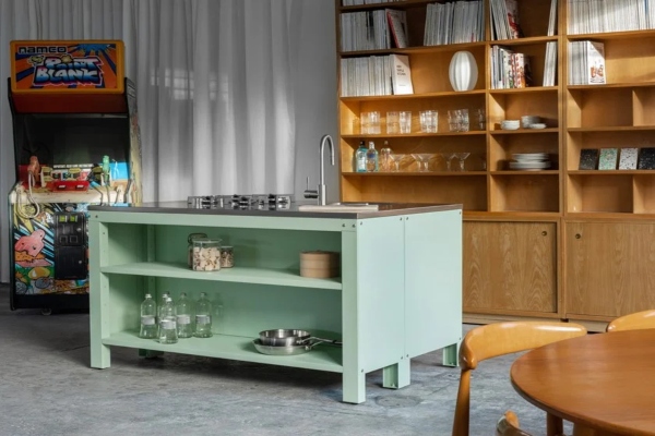 as-simple-as-a-modular-stainless-steel-kitchen