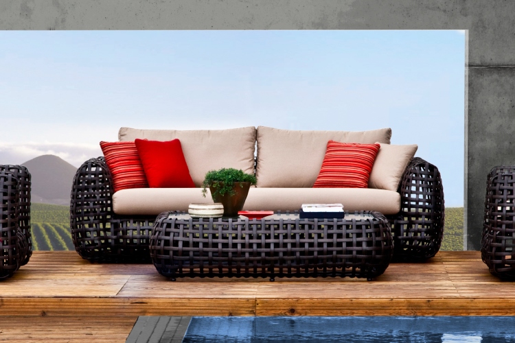 kennethcobonpue-versatile-sofas-for-indoor-and-outdoor-spaces-5